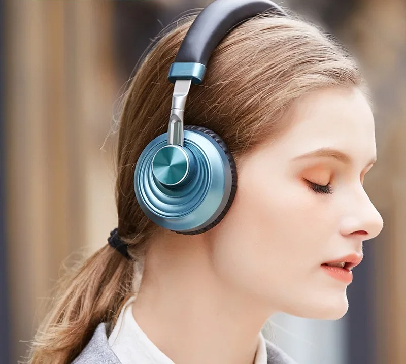 سماعة رأس معدنية ريترو سماعة ل - مراجعة Audio Music Apple وسعره